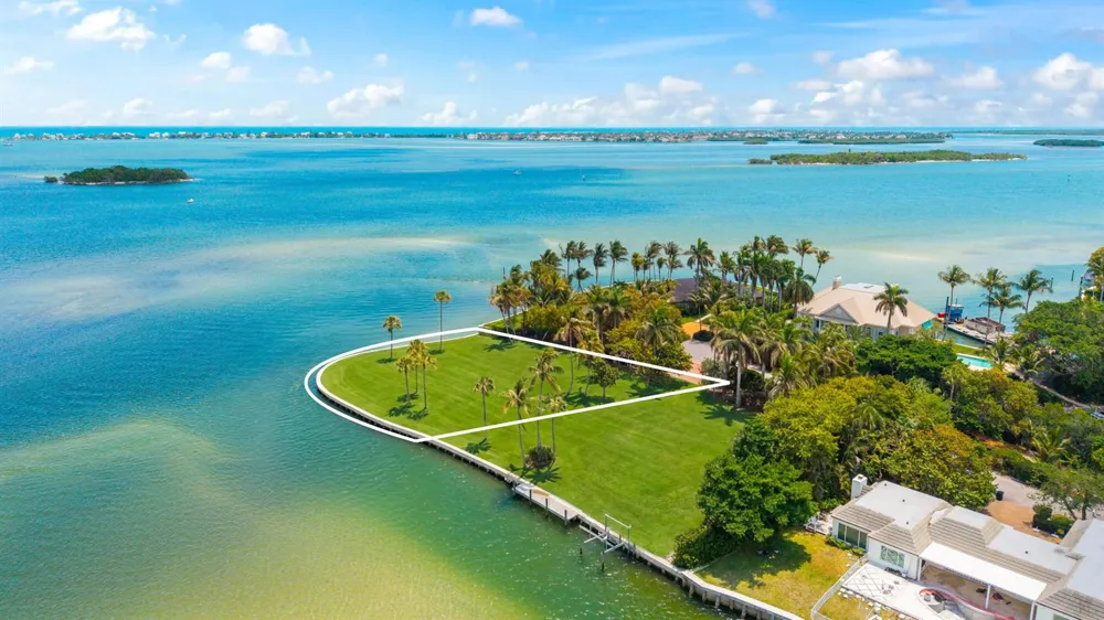 6 Timor Street Sewalls Point, FL 34996
