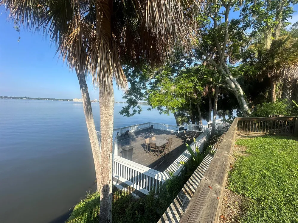 225 S Tropical Trail #306 Merritt Island, FL 32952