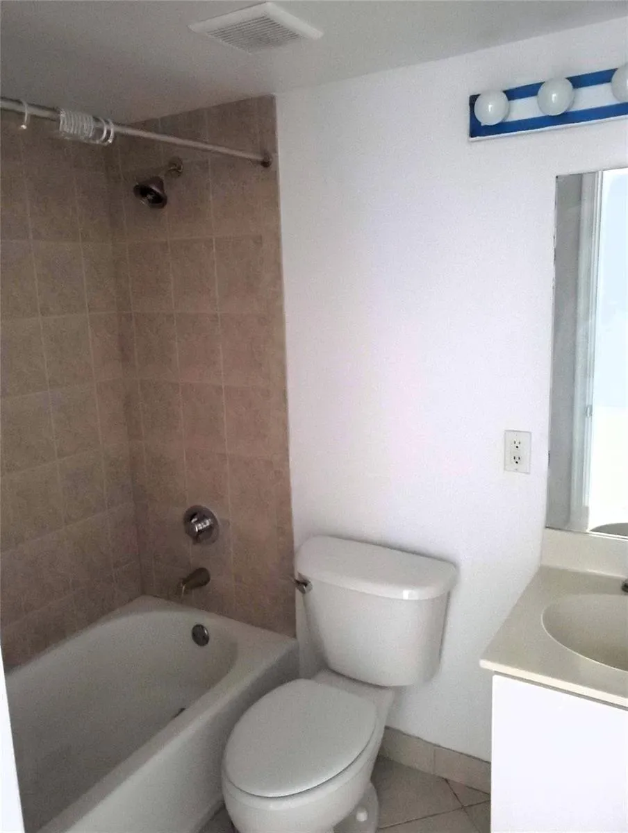 2660 NE 8th Avenue #302 Wilton Manors, FL 33334