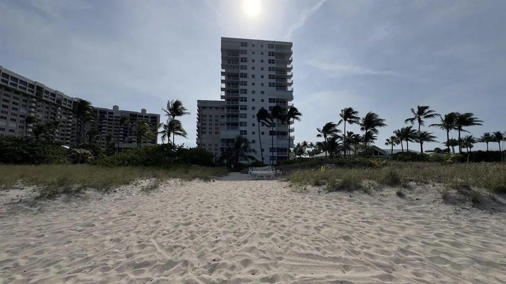 5200 Ocean Boulevard #511a Lauderdale By The Sea, FL 33308