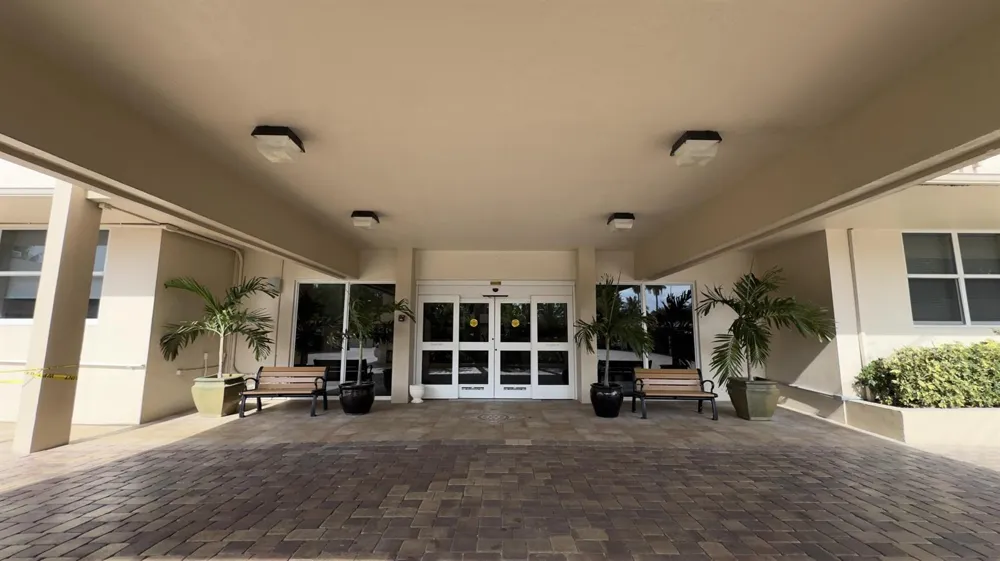 5200 Ocean Boulevard #511a Lauderdale By The Sea, FL 33308