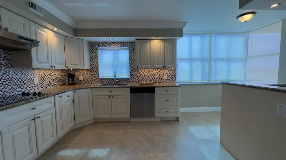 5200 Ocean Boulevard #511a Lauderdale By The Sea, FL 33308