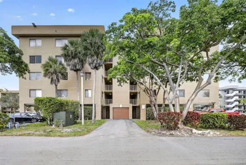 8030 Hampton Boulevard #414