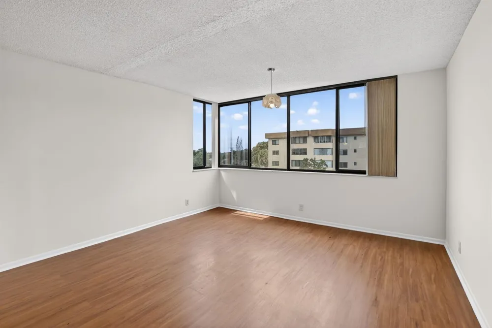8030 Hampton Boulevard #414 North Lauderdale, FL 33068