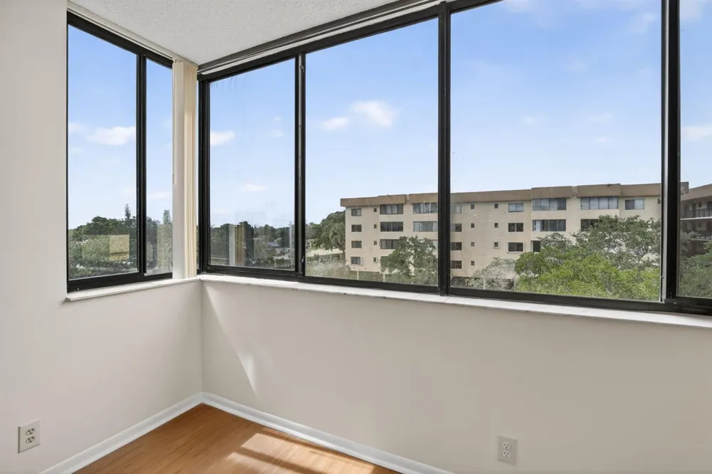 8030 Hampton Boulevard #414 North Lauderdale, FL 33068