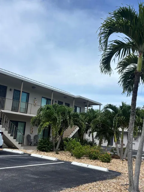 521 NE 45th Street