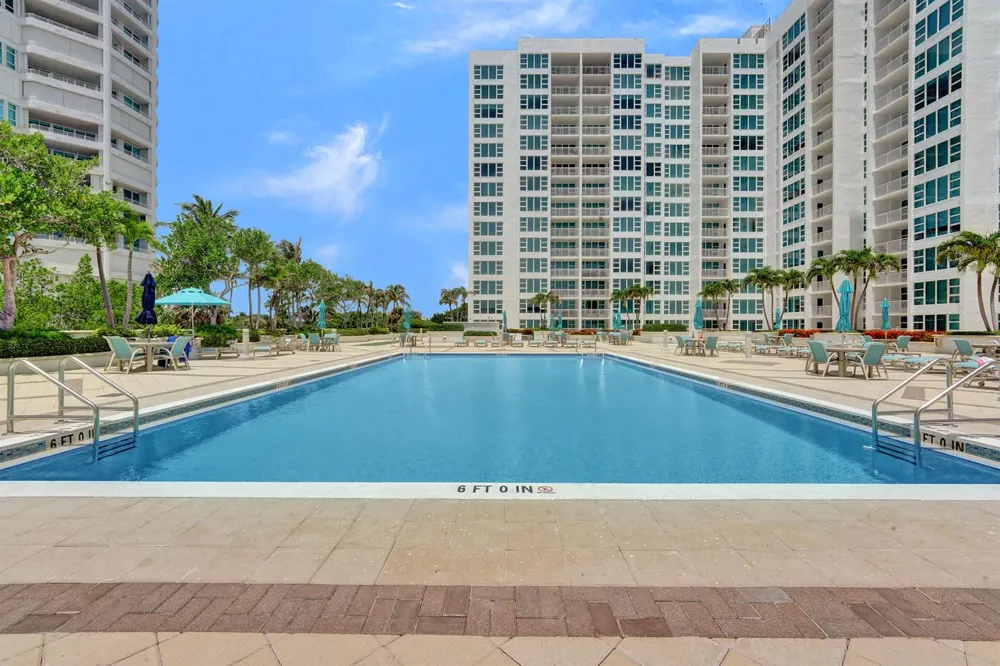 1620 S Ocean Boulevard #14-d Lauderdale By The Sea, FL 33062