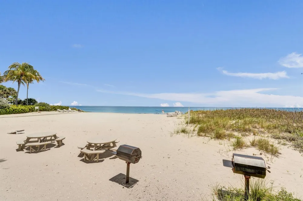 1620 S Ocean Boulevard #14-d Lauderdale By The Sea, FL 33062