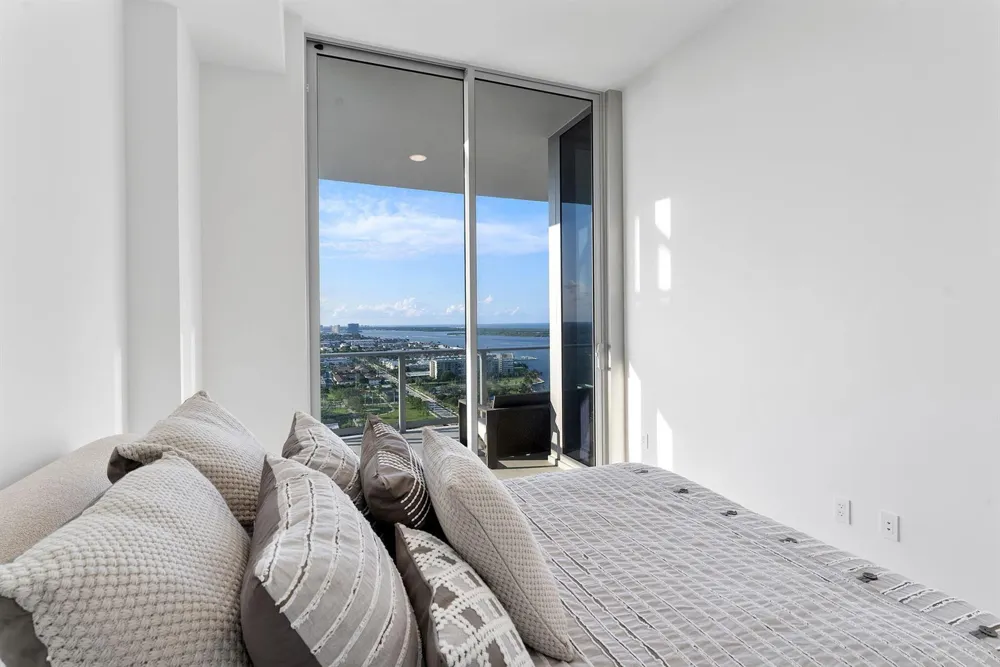 220 Lake Shore Drive #Penthouse 2321 Lake Park, FL 33403