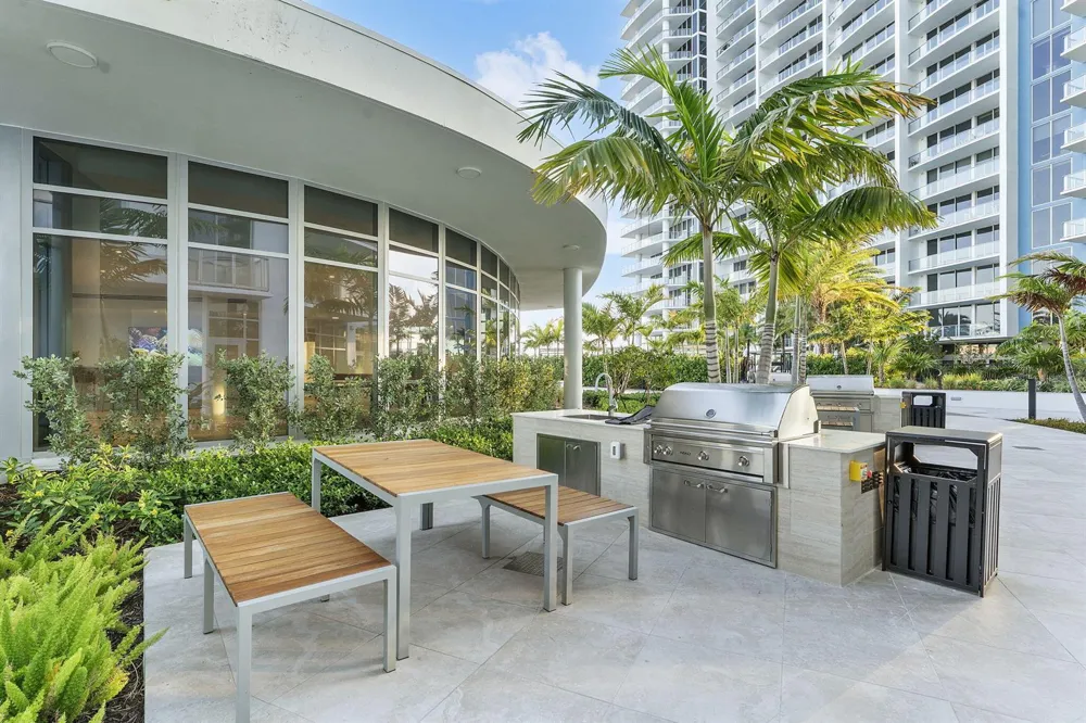 220 Lake Shore Drive #Penthouse 2321 Lake Park, FL 33403