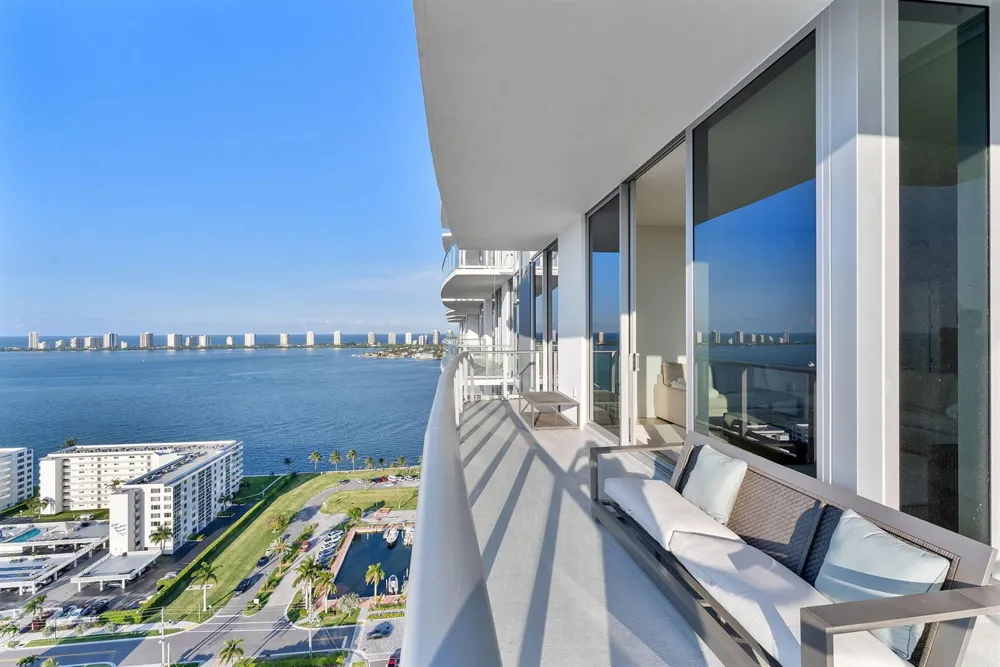 220 Lake Shore Drive #Penthouse 2321 Lake Park, FL 33403