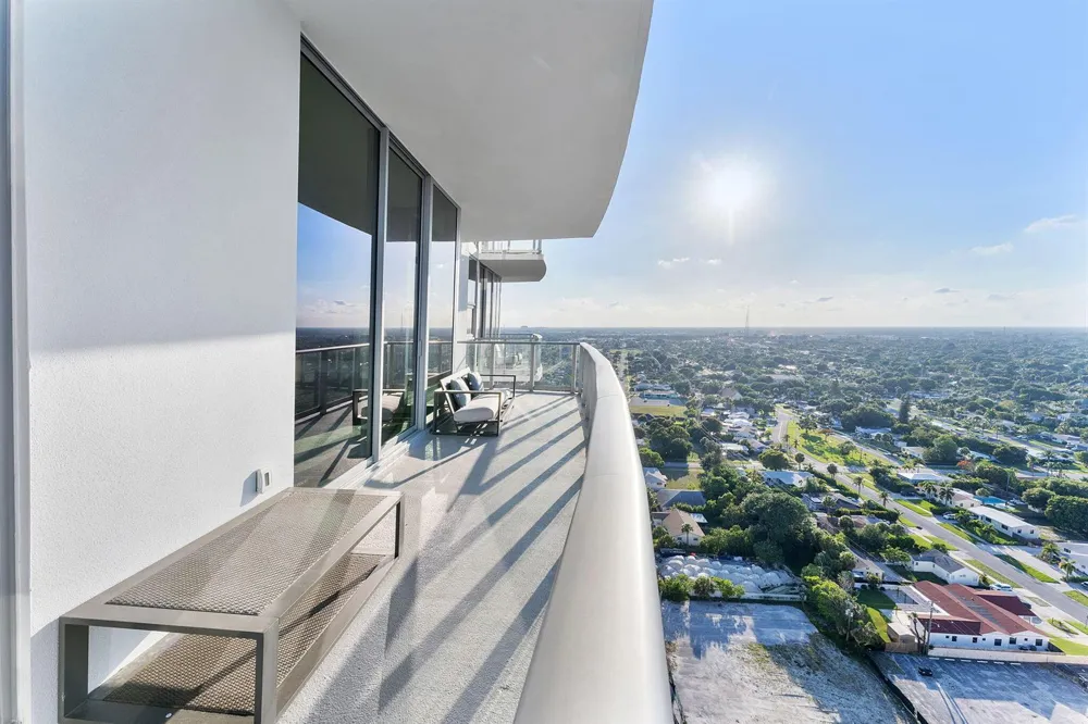 220 Lake Shore Drive #Penthouse 2321 Lake Park, FL 33403
