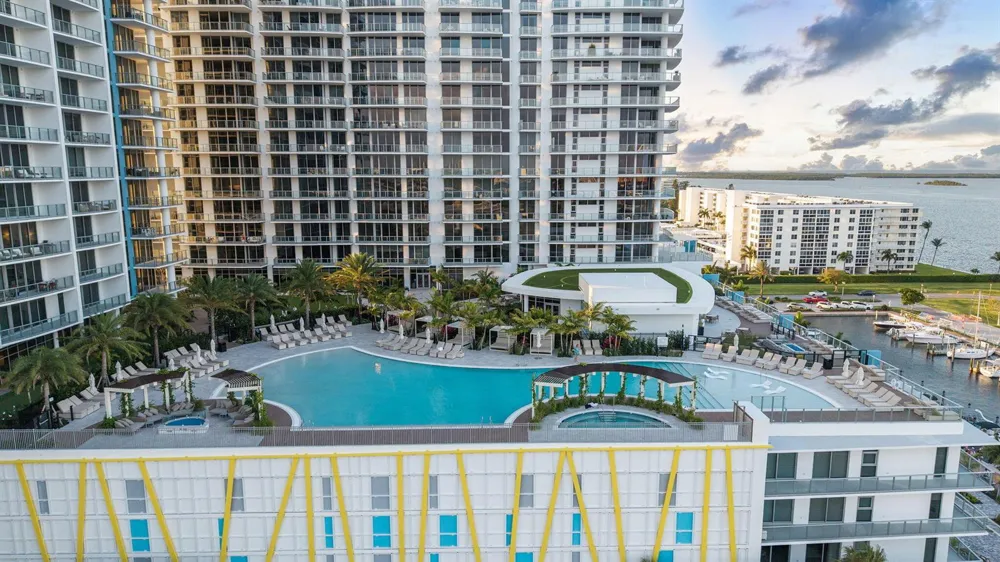 220 Lake Shore Drive #Penthouse 2321 Lake Park, FL 33403