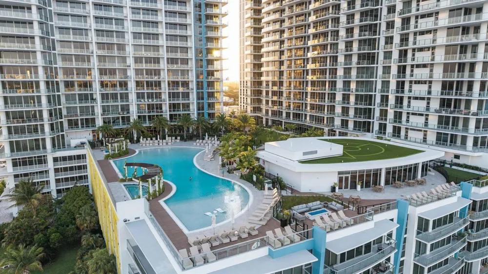 220 Lake Shore Drive #Penthouse 2321 Lake Park, FL 33403