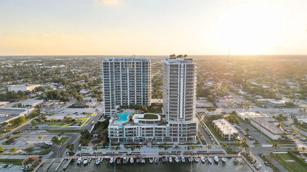 220 Lake Shore Drive #Penthouse 2321 Lake Park, FL 33403