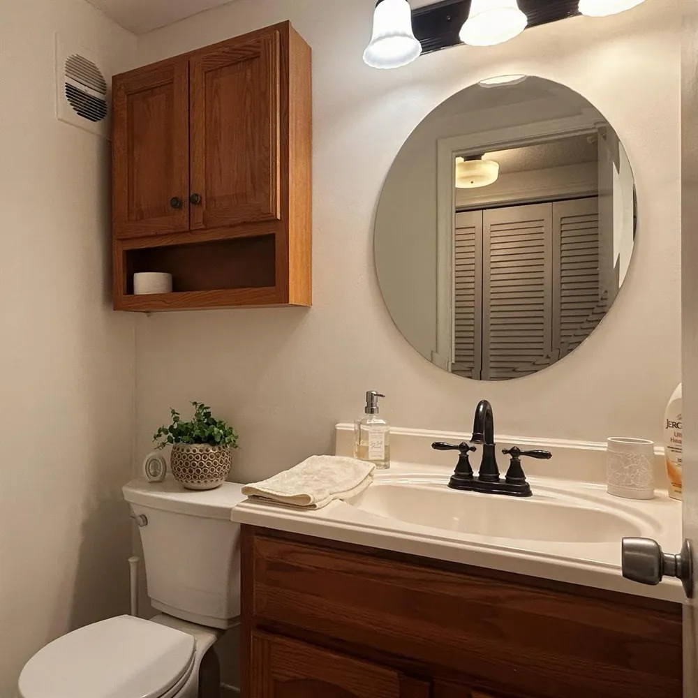 680 Horizons #103 Boynton Beach, FL 33435