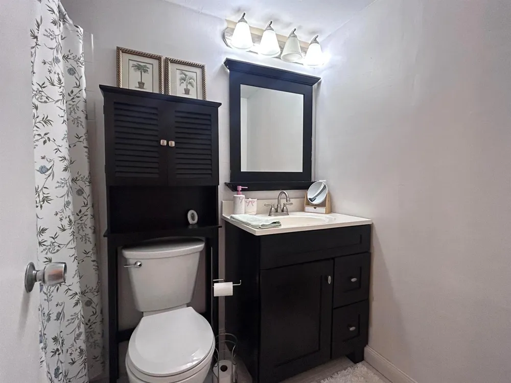 680 Horizons #103 Boynton Beach, FL 33435