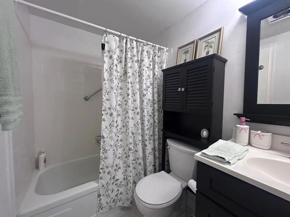 680 Horizons #103 Boynton Beach, FL 33435