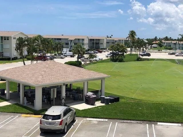 680 Horizons #103 Boynton Beach, FL 33435