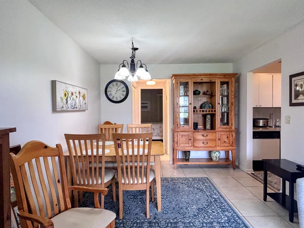 680 Horizons #103 Boynton Beach, FL 33435