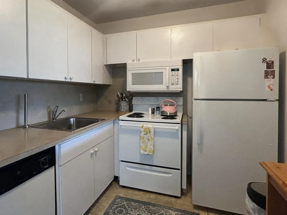 680 Horizons #103 Boynton Beach, FL 33435