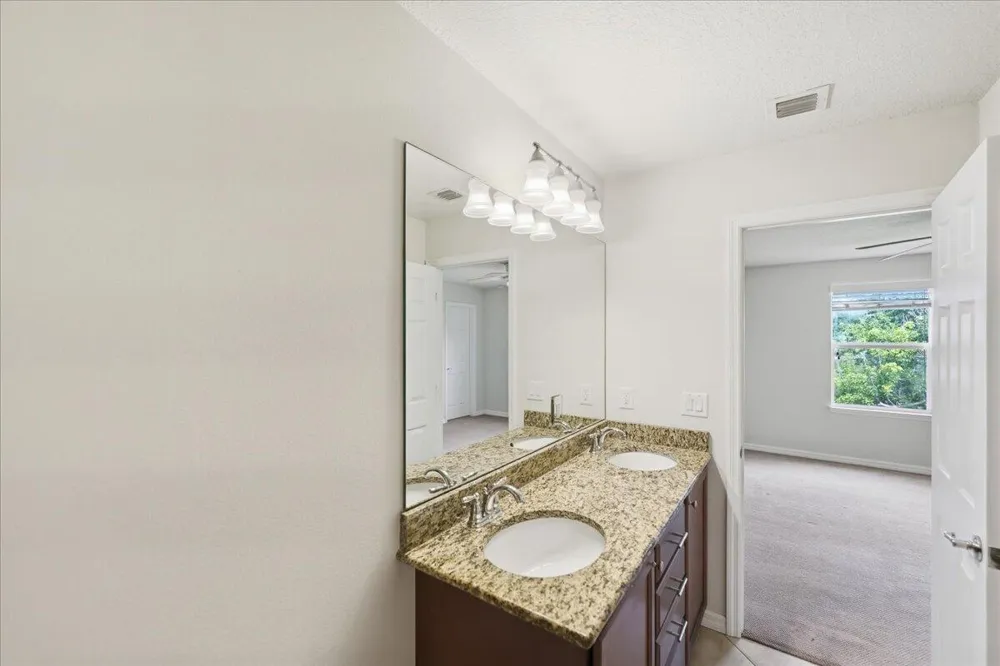 1069 Normandie Way Vero Beach, FL 32960