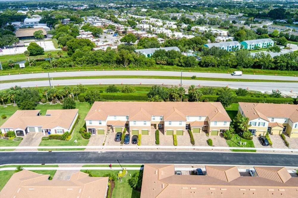 1069 Normandie Way Vero Beach, FL 32960
