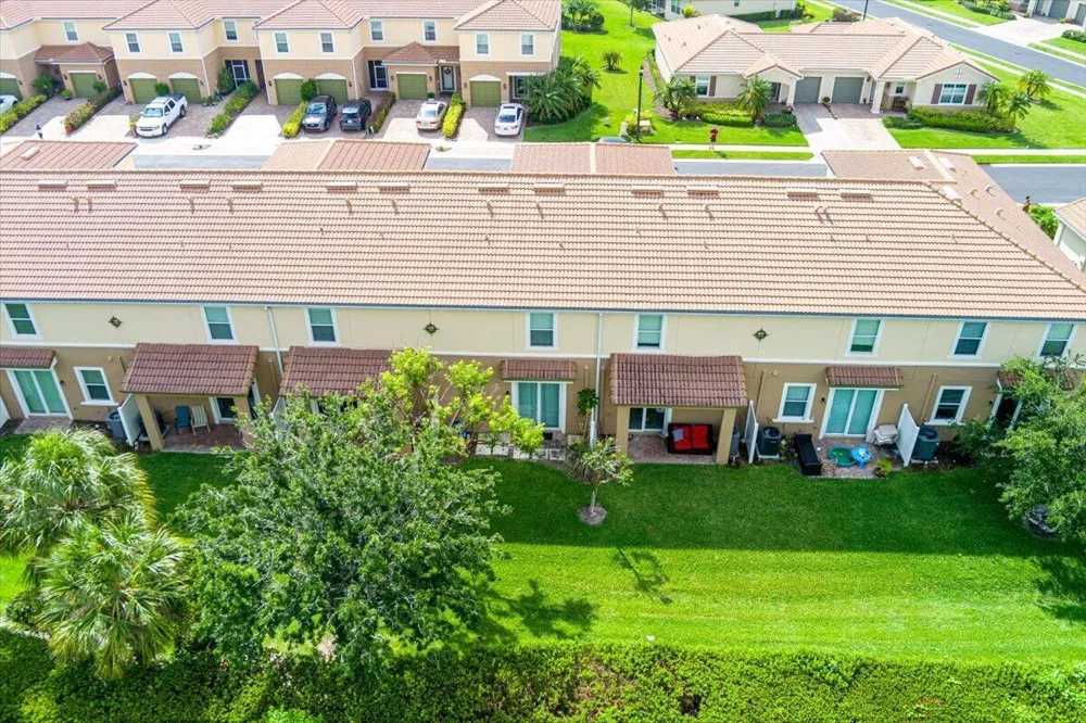 1069 Normandie Way Vero Beach, FL 32960
