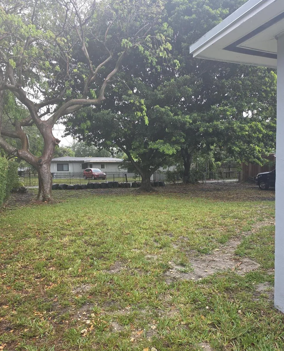 1210 NW 135th Street North Miami, FL 33167