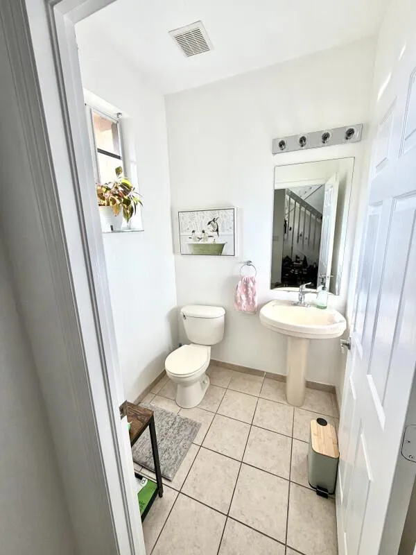 1205 Abaco Lane Riviera Beach, FL 33404