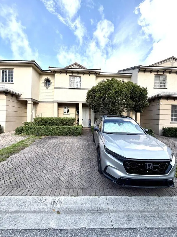 1205 Abaco Lane Riviera Beach, FL 33404