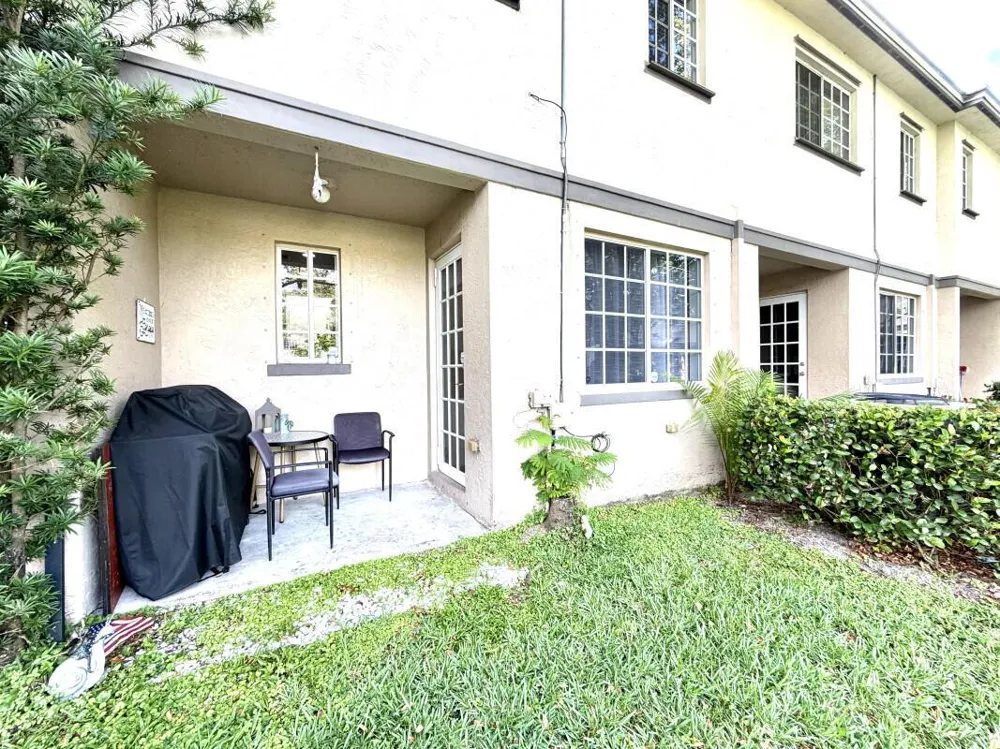 1205 Abaco Lane Riviera Beach, FL 33404