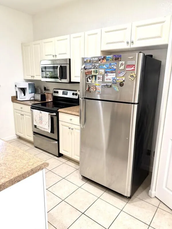 1205 Abaco Lane Riviera Beach, FL 33404