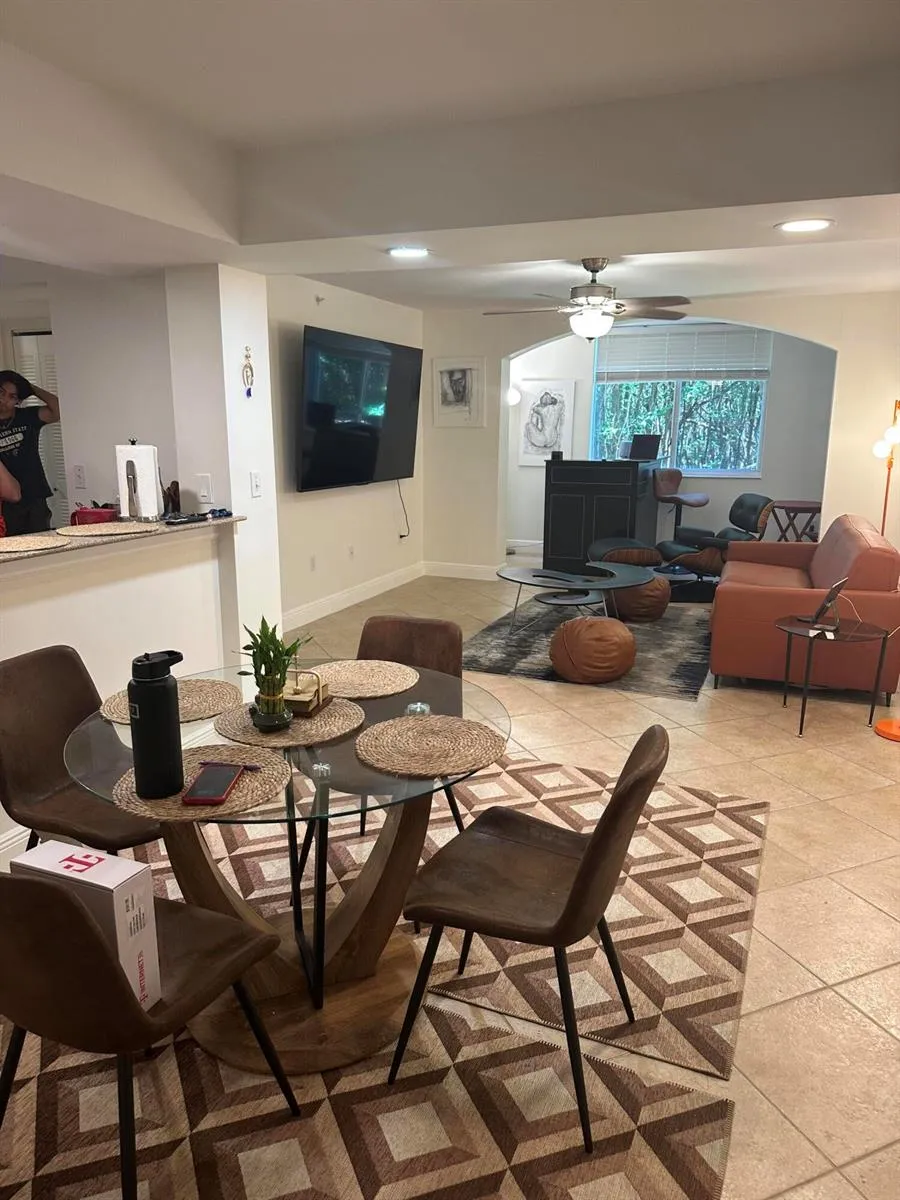 400 Scotia Drive #103 Hypoluxo, FL 33462