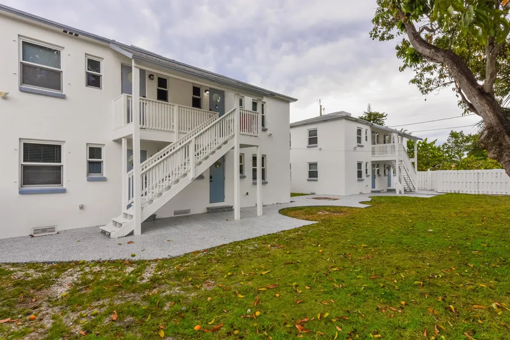 717 2nd Ave #5 