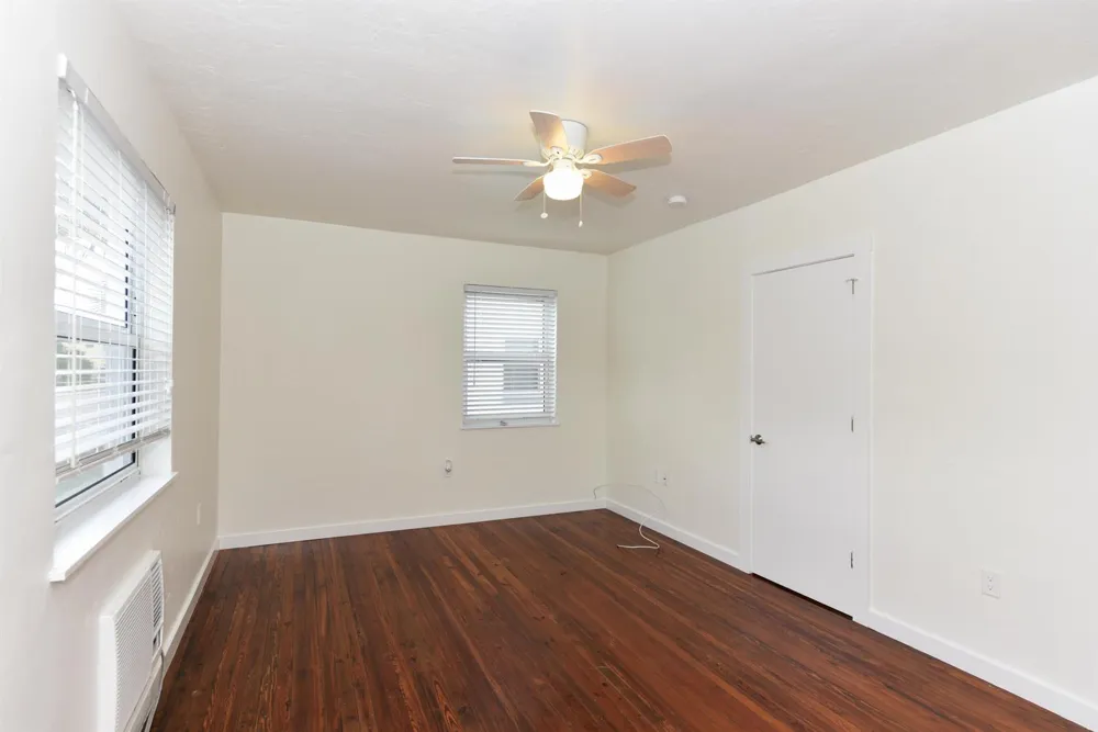 717 2nd Ave #5 
