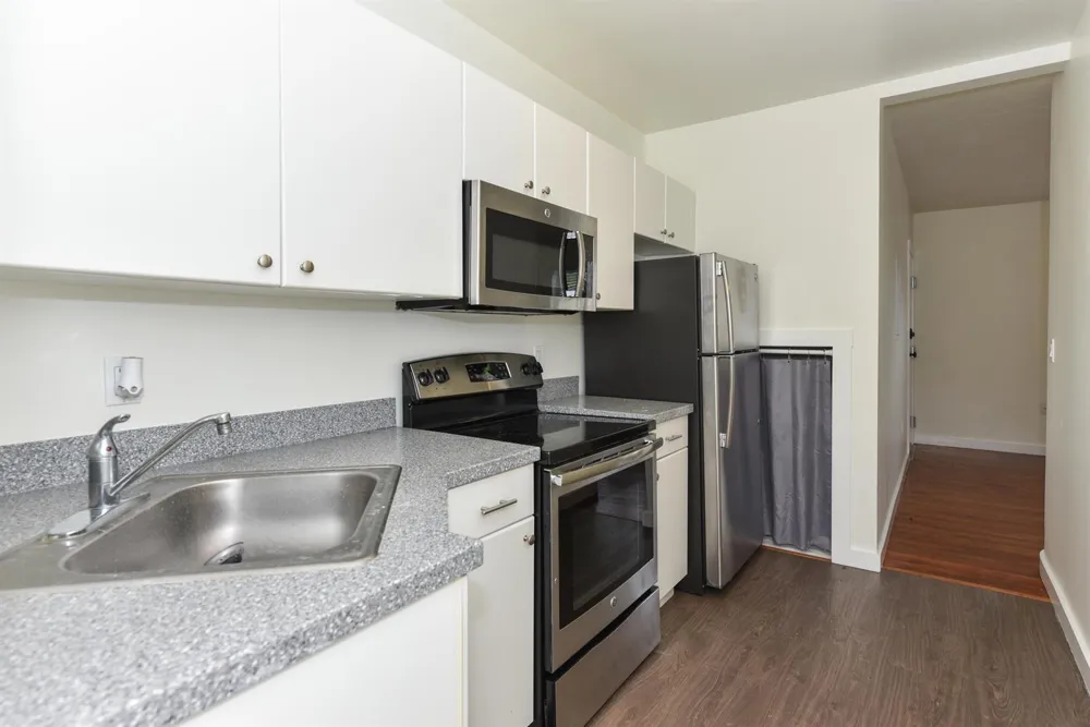 717 2nd Ave #5 
