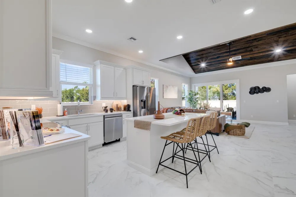 2005 Bridgepointe Circle #97 Vero Beach, FL 32967