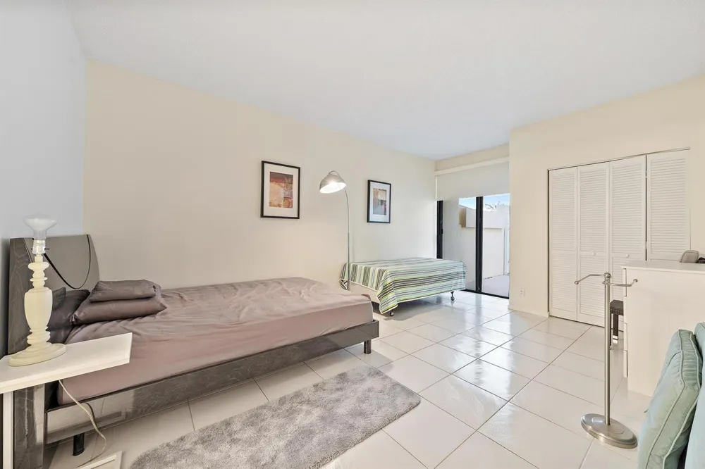 3970 Ocean Drive #6 Singer Island, FL 33404
