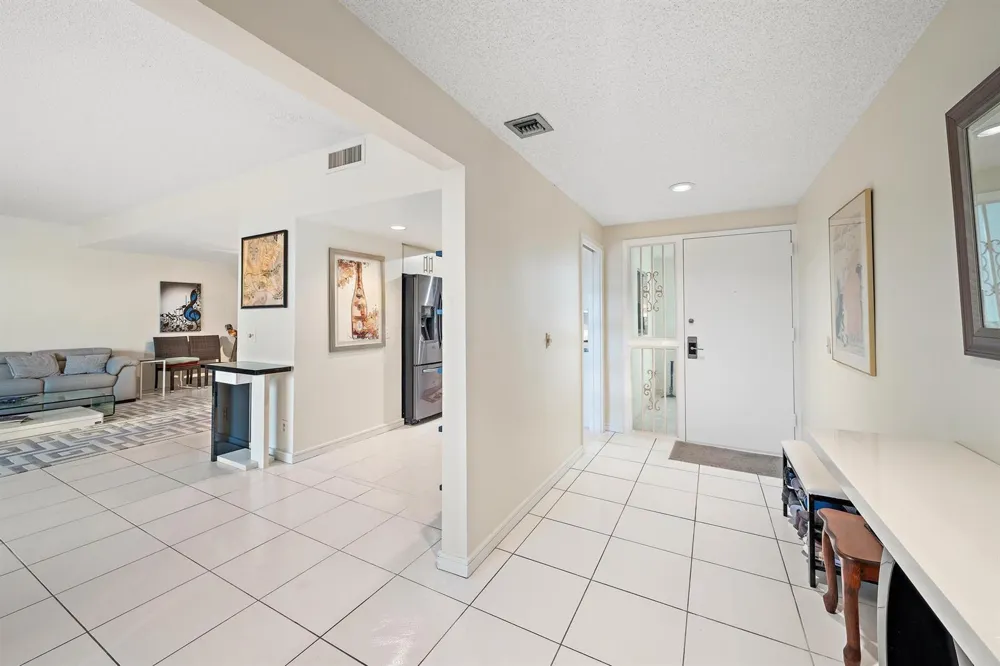 3970 Ocean Drive #6 Singer Island, FL 33404