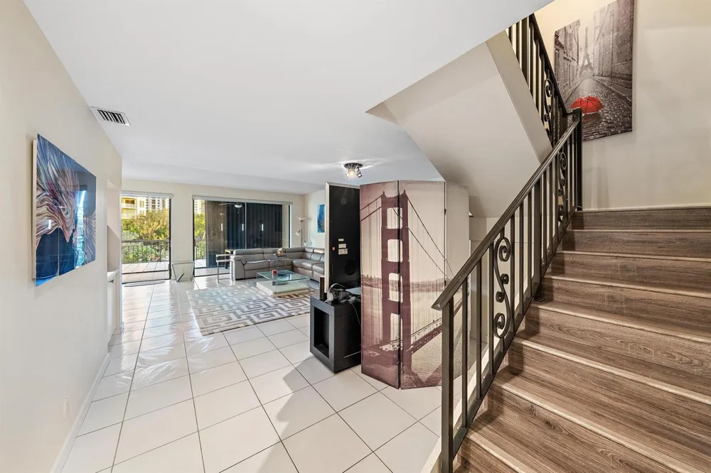 3970 Ocean Drive #6 Singer Island, FL 33404