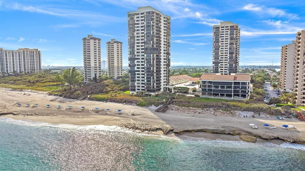 3970 Ocean Drive #6 Singer Island, FL 33404