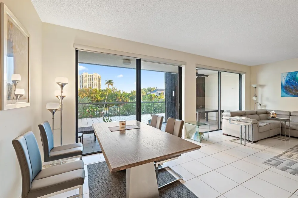 3970 Ocean Drive #6 Singer Island, FL 33404