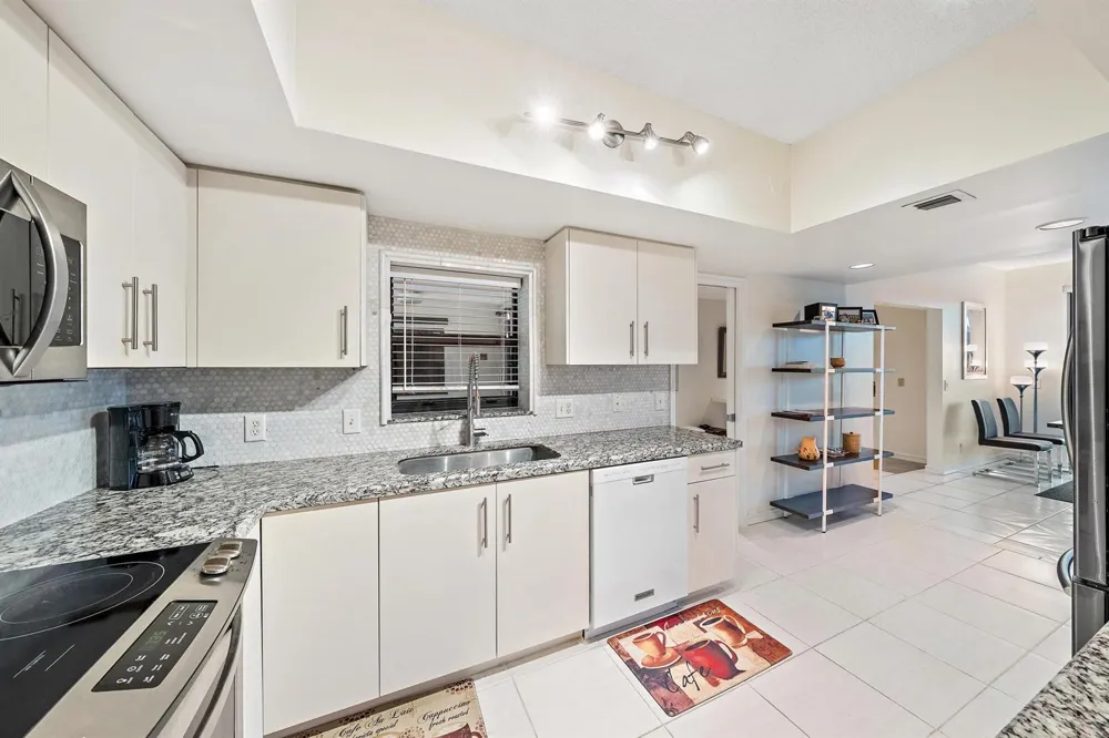 3970 Ocean Drive #6 Singer Island, FL 33404
