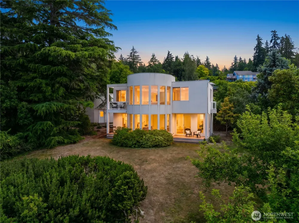 20515 21st Street NW Lakebay, WA 98349