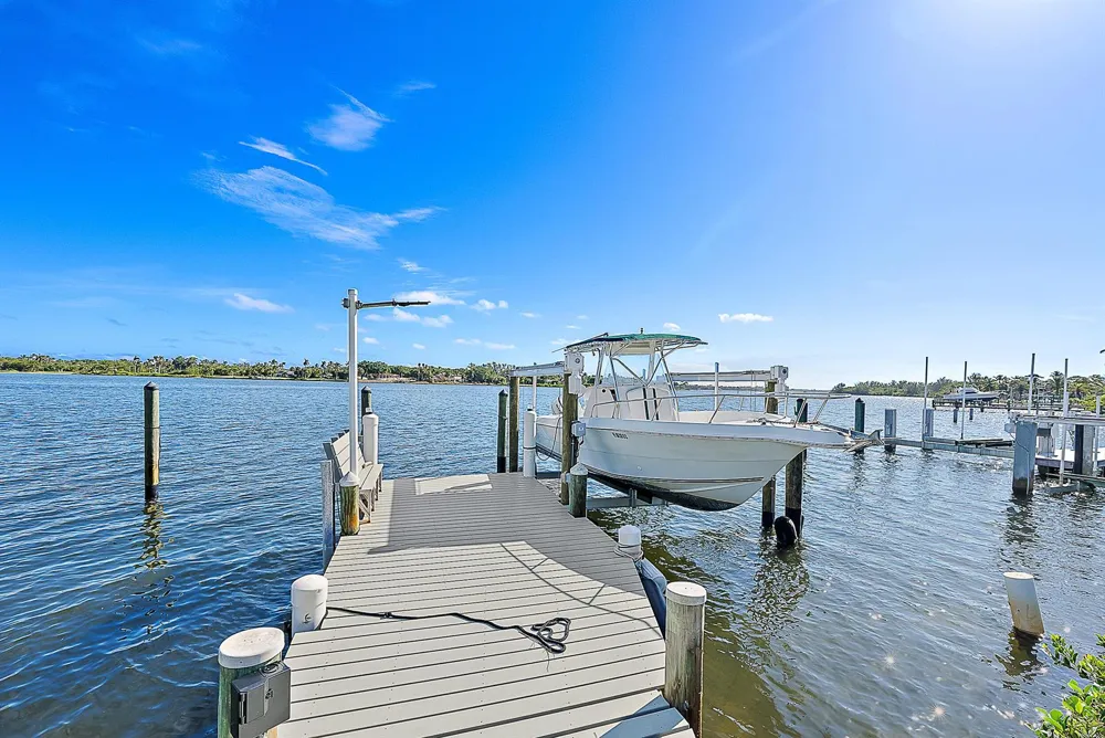 12140 SE Indian River Drive Hobe Sound, FL 33455