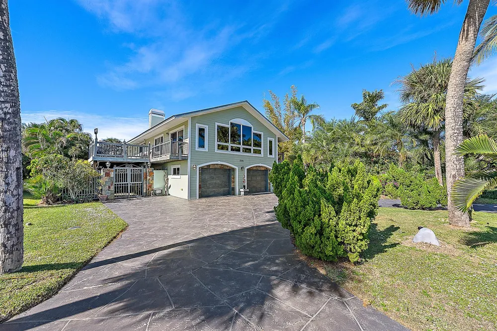 12140 SE Indian River Drive Hobe Sound, FL 33455