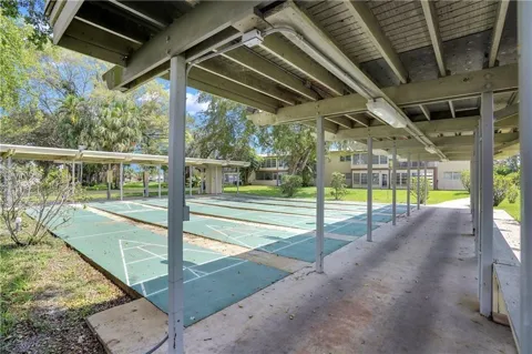 7600 NW 5th Place #106