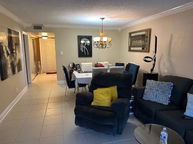 7600 NW 5th Place #106 Margate, FL 33063