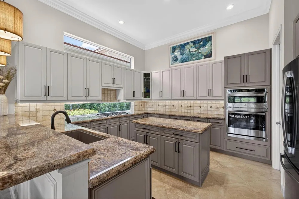 160 Viera Drive Palm Beach Gardens, FL 33418